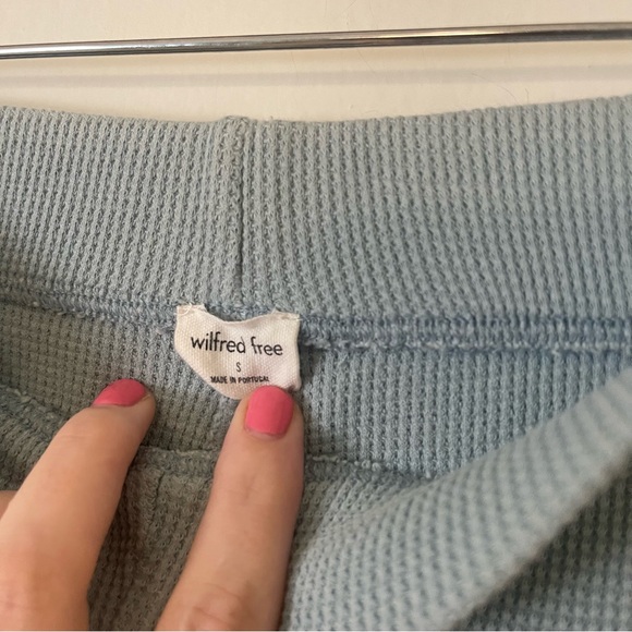 Aritzia Wilfred Free Waffle Knit Yoga Pant Size Small - Picture 3 of 6
